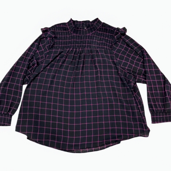 NEW Torrid Crinkle Chiffon Smocked Neck Blouse - Picture 2 of 9